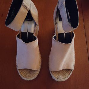 DOLCE VITA SMOKE SUEDE STRAW ANKLE STRAP ZIPPER ESPADRILLE WEDGES - SIZE 10